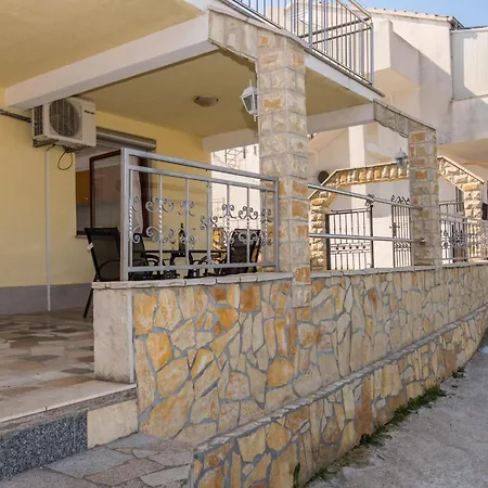 Carera * Trogir