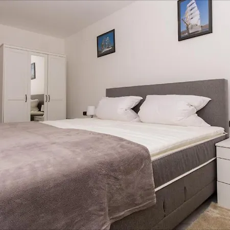 Lägenhet Carera Trogir