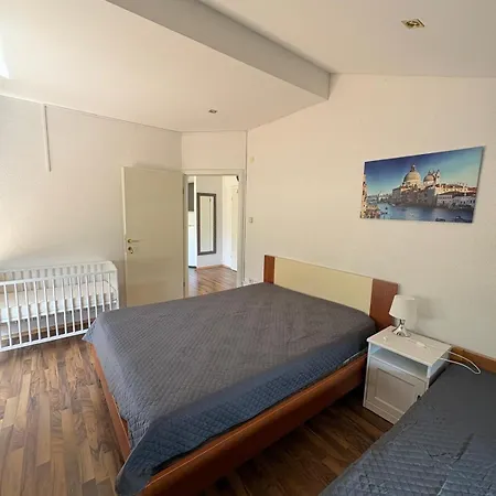 Apartment Carera *